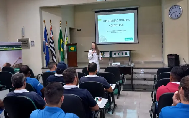 Palestra: Promover através dos conhecimentos sobre a saúde